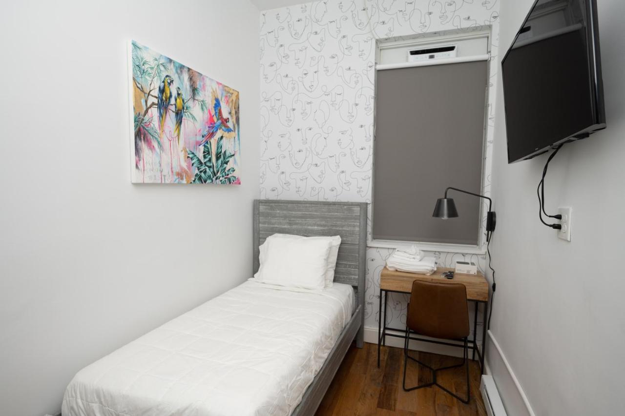 The Flat Nyc Hotel New York Exterior photo